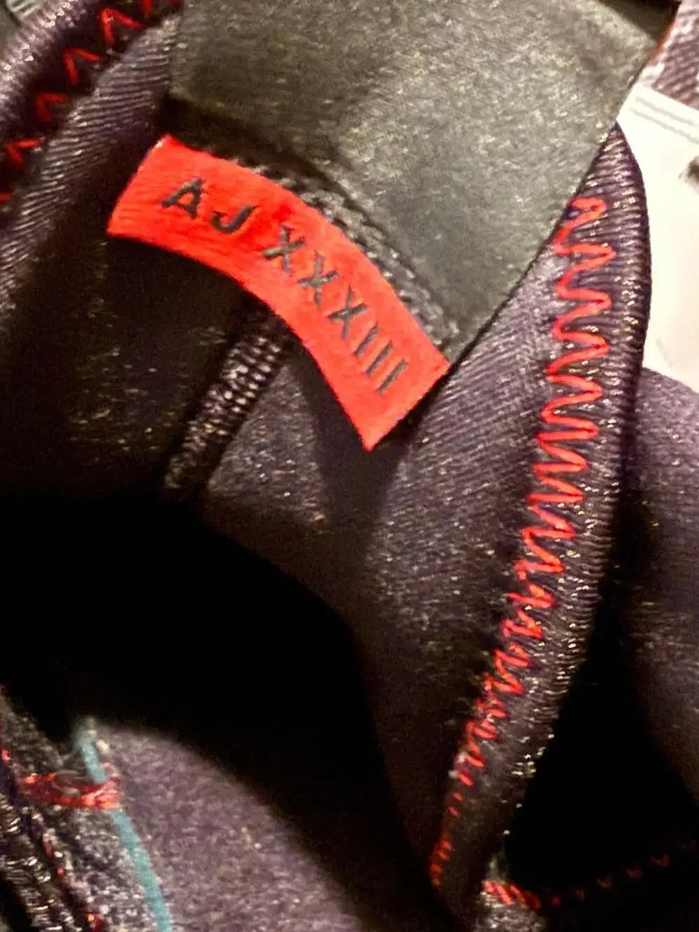 Jordan air xxxiii